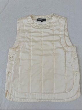 Salvatore Ferragamo made in Italy. Ivory silk, quilted, sleeveless blouse top